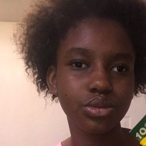 Meet your Posher, Kamilah